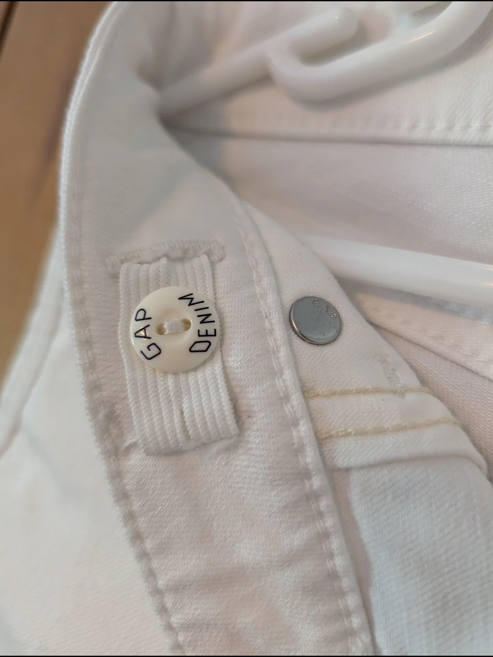 GAP White Kid's Skinny Jeans size 8 Slim